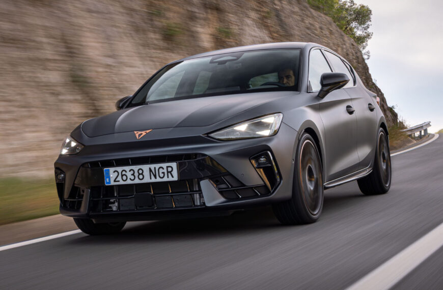 Tested: 2025 Cupra Leon VZ&hellip;