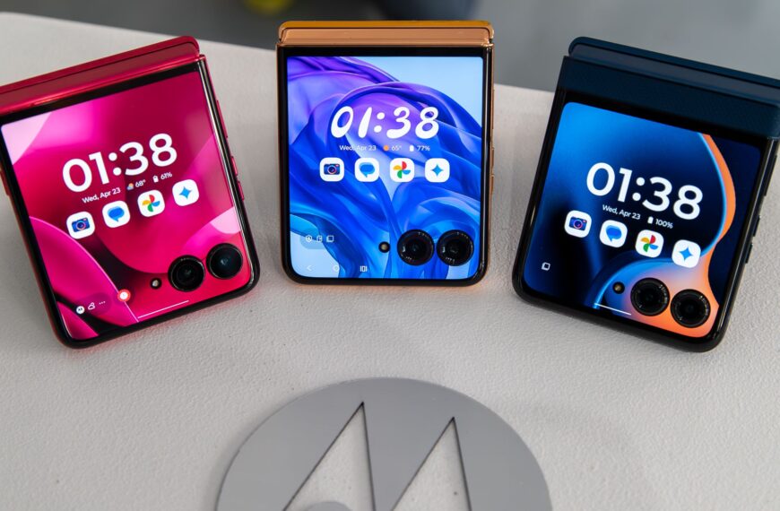 When does the Motorola Razr 2026 launch?