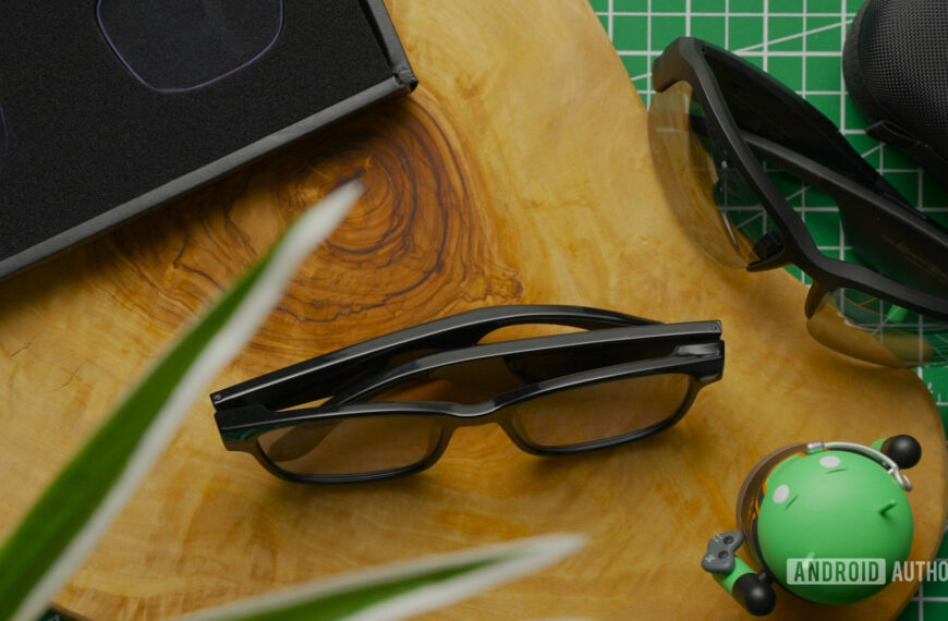 Wary of strangers recording you? This app warns you when smart glasses are nearby