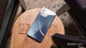 This was the best-selling Android phone globally last&hellip;