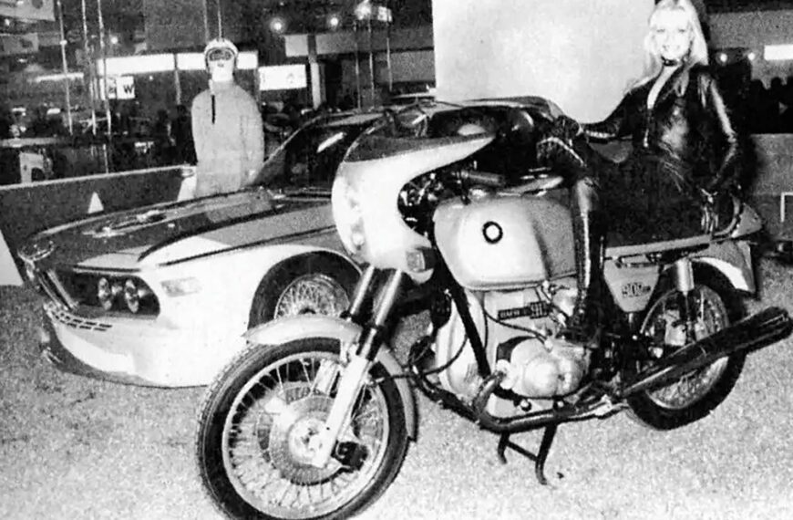 Inside the chaotic 1975 Earls&hellip;