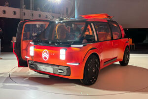 Citroen rethinks small cars with tiny six-seat supermini