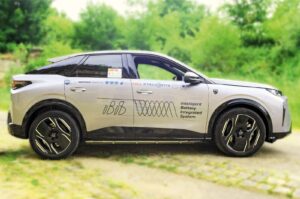 Stellantis unveils lighter, faster charging EV battery