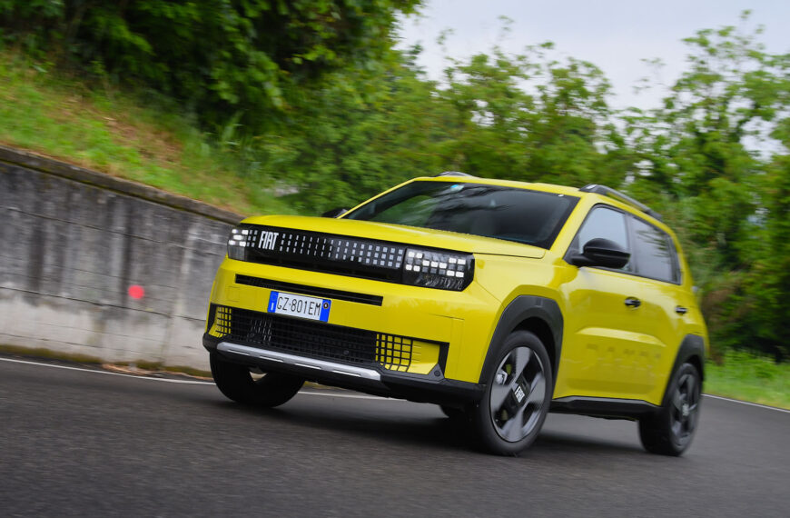 Fiat confirms pure-petrol, manual-gearbox Grande&hellip;