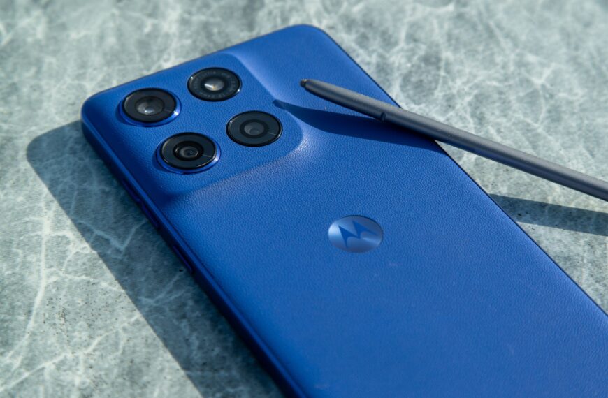 This ‘surprising’ Motorola phone comes&hellip;