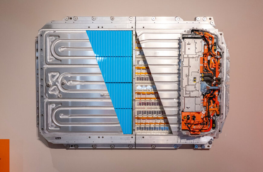 “Completely crazy”: Euro carmakers struggle…