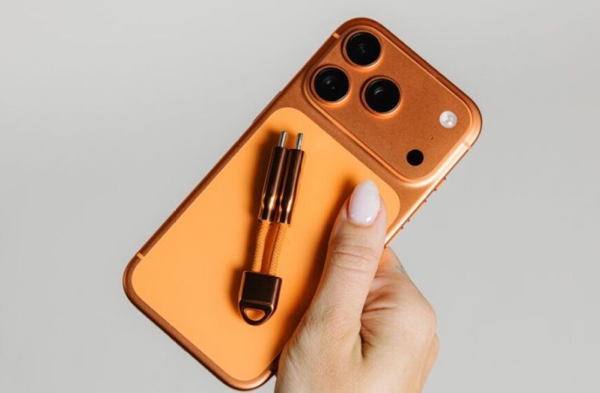 Nomad debuts Stellar Orange ChargeKey to color match&hellip;