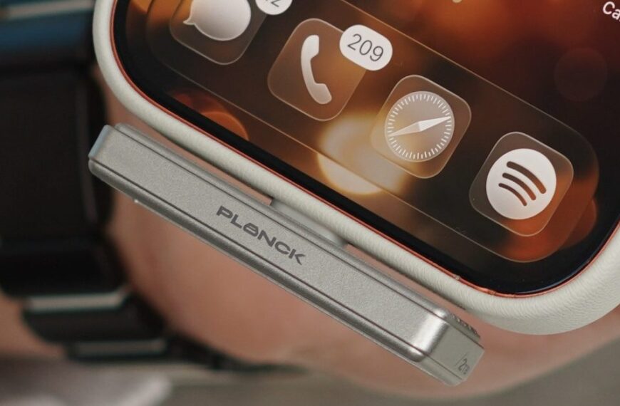 This tiny SSD is the most iPhone-friendly external drive yet