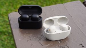 I compared Sony’s new WF-1000XM6 earbuds to the&hellip;