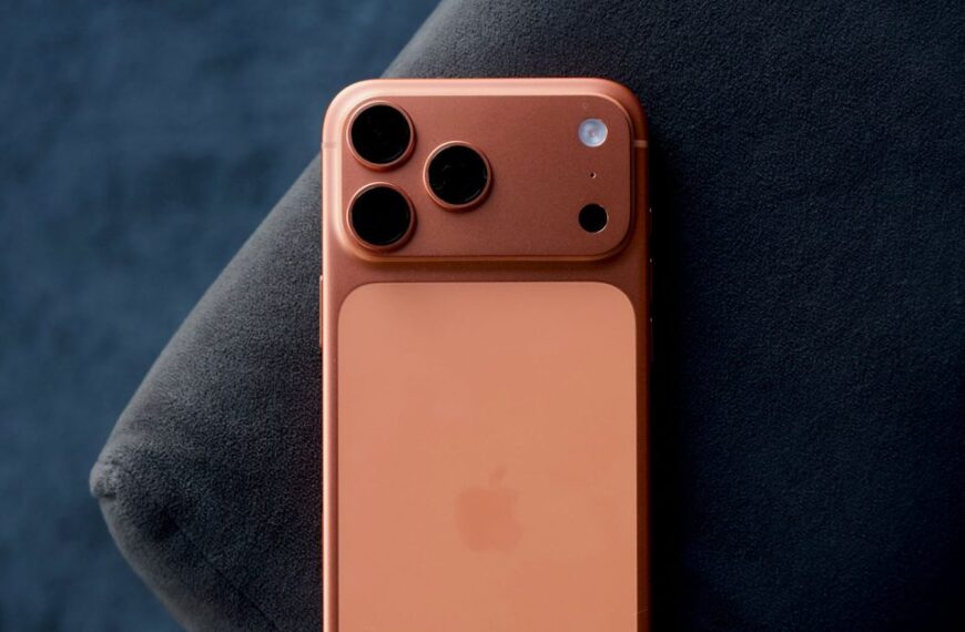 Two reasons helped record iPhone sales, and they’re both orange