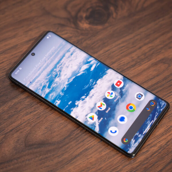 Wallpaper Wednesday: Android wallpapers 2026-02-11