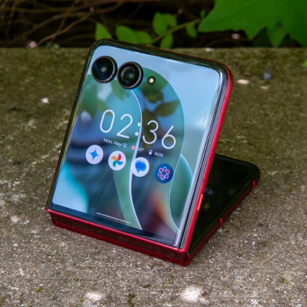 This surprise Motorola deal slashes $700 off the 1TB Razr Ultra AND includes free earbuds — consider me intrigued