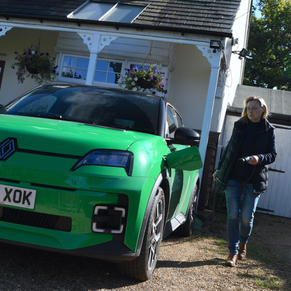 Up to £500 off home EV chargers as government extends grant to 2027