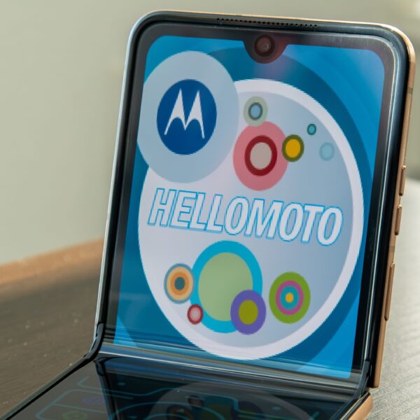 This hidden Motorola Razr feature is like a time machine that takes you back to a simpler time