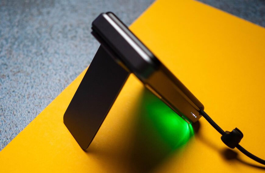 This is the only 25W Qi 2.2 power bank I use now — and it’s because of this one feature