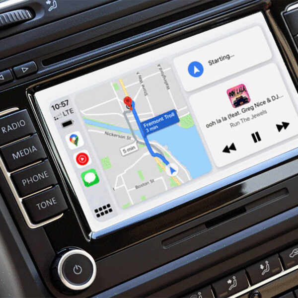 Looks like Apple CarPlay just beat Android Auto to bring a highly-demanded feature