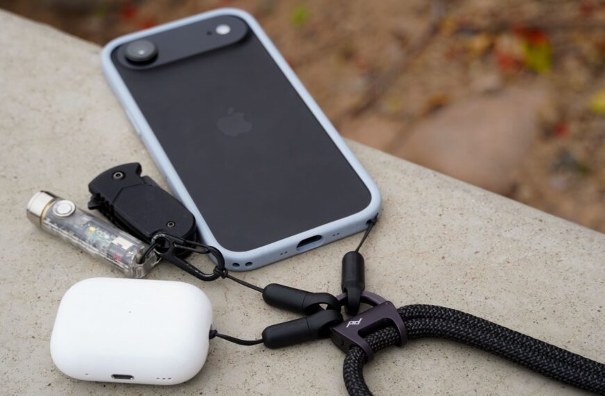 Peak Design’s crossbody and wristlet phone straps are here