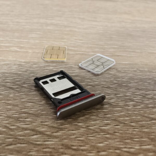 Samsung will finally bring multi-SIM data options to US users
