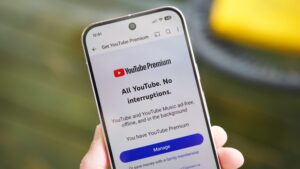 YouTube fixes bizarre bug that wouldn’t let anyone&hellip;