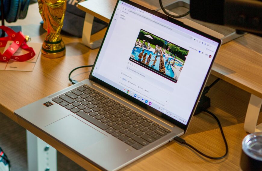 I’d still choose this Lenovo Chromebook over the MacBook Neo — especially when it’s $100 off at Best Buy