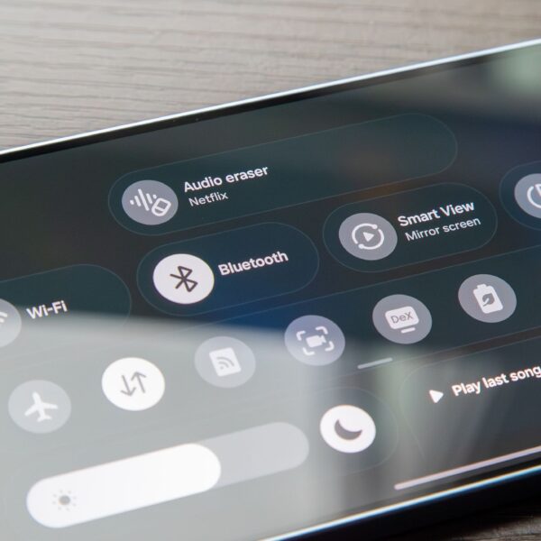 This game-changing Galaxy S26 feature just transformed my Netflix binge sessions