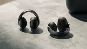 These unique clip-on earbuds from Anker just scored&hellip;