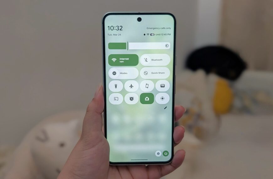 I always add these 6 quick settings tiles to my stock Android phone when setting it up for the first time