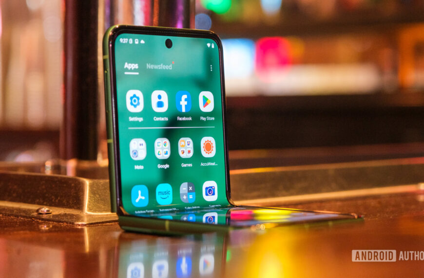 Moto Razr 2026 could come with more storage options, specs show