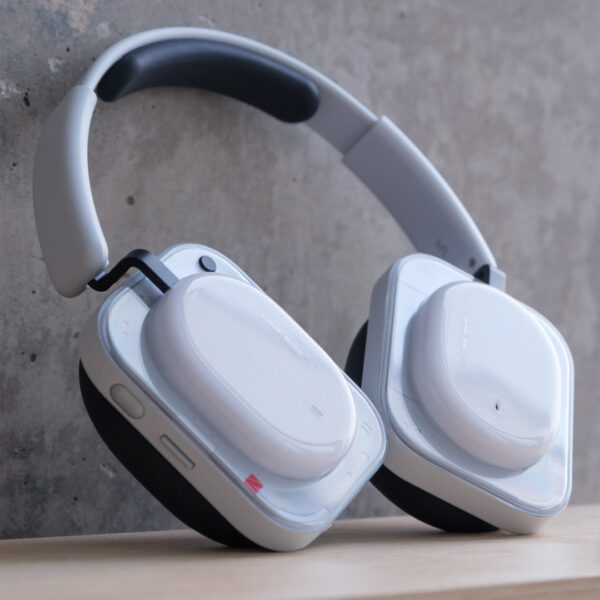 I finally tried Nothing Headphones for the first time, and I don’t want to go back