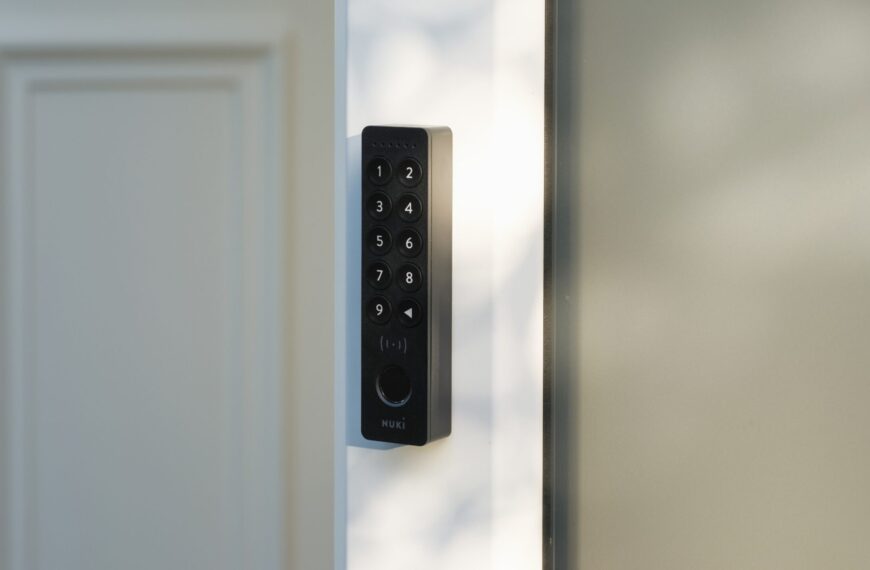 Nuki turns your front door into a tap-to-unlock&hellip;