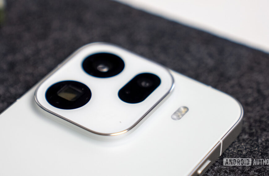Leak hints at triple 200MP cameras for a future Android flagship