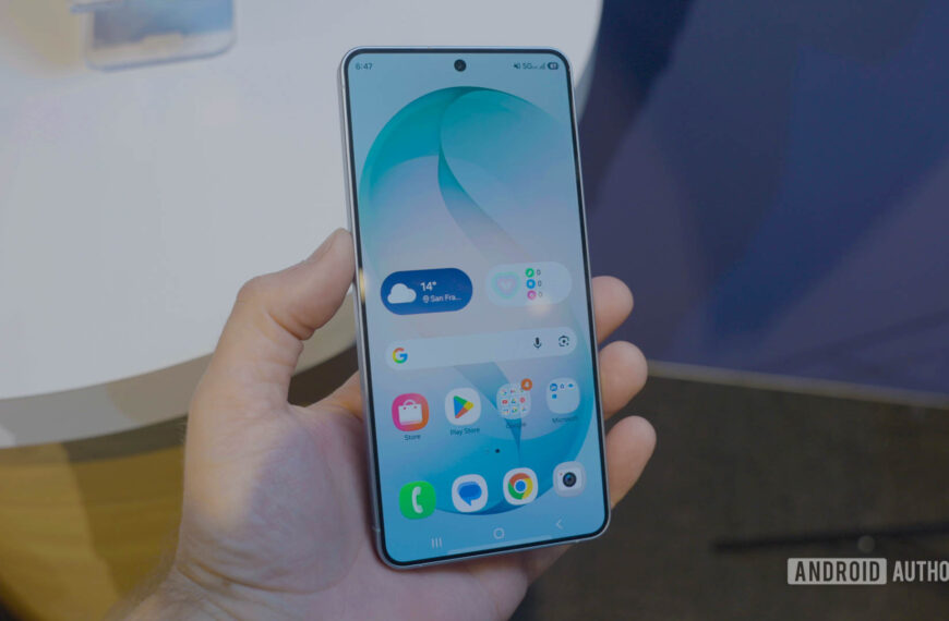 Download the Samsung Galaxy S26 wallpapers here