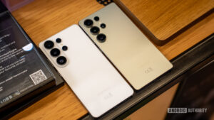 Surveys show owners of this older Galaxy aren’t&hellip;