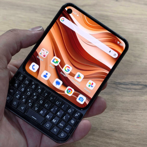 This BlackBerry-like Android phone rivals the Clicks Communicator