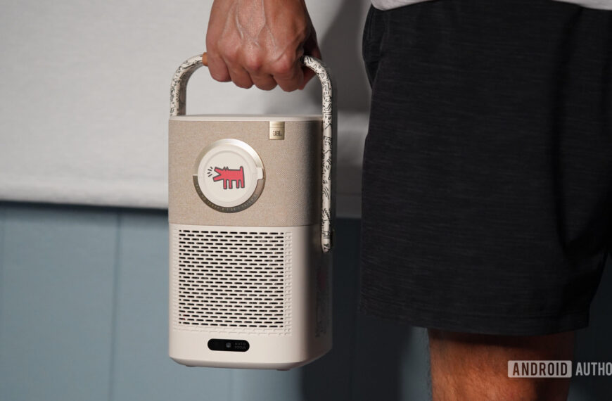 Save 30% on the Yaber T2 Outdoor Projector