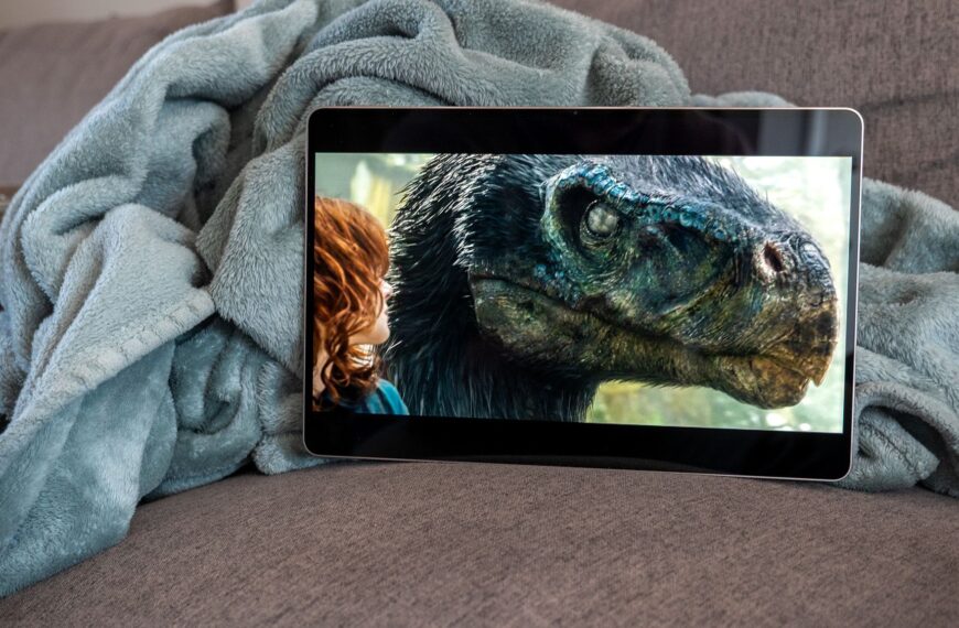 The Honor MagicPad 4’s display does something I’ve never seen before, but there’s one annoying catch