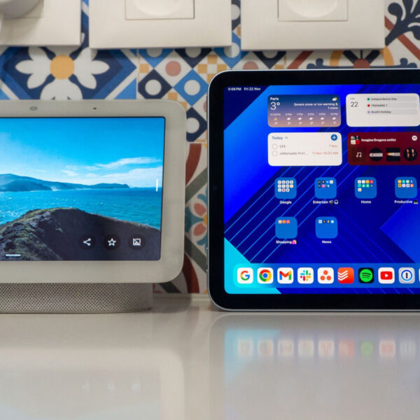 Apple’s Nest Hub rival may be delayed as Siri overhaul drags on