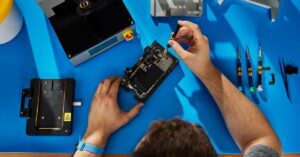 Apple publishes repair manuals for iPhone 17e, MacBook&hellip;