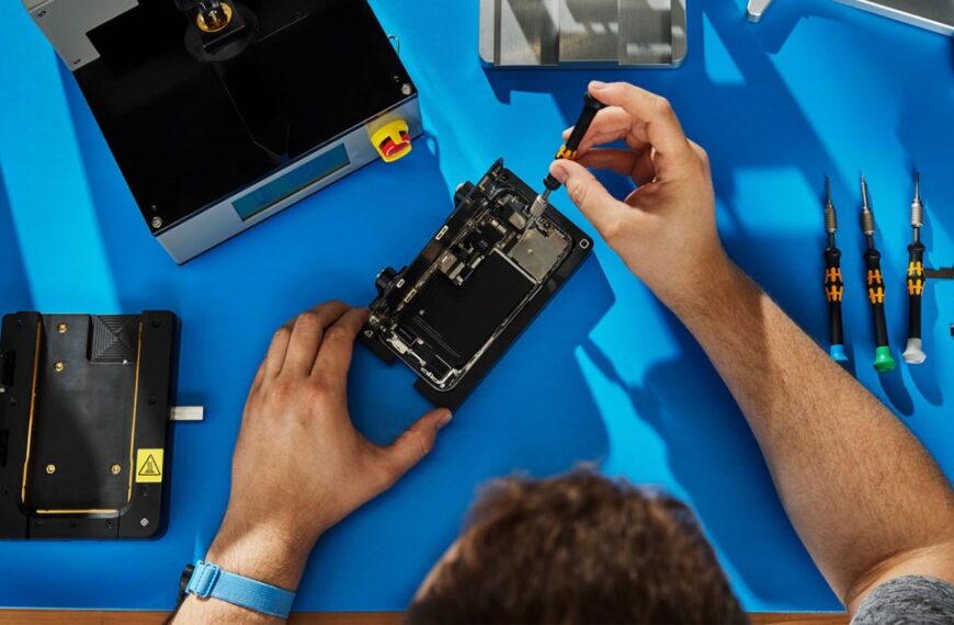 Apple publishes repair manuals for iPhone 17e, MacBook Neo, more