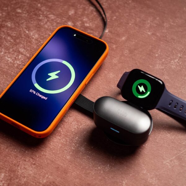 India’s Stuffcool made a Qi 2.2 3-in-1 foldable travel charger, and it’s much better than I imagined