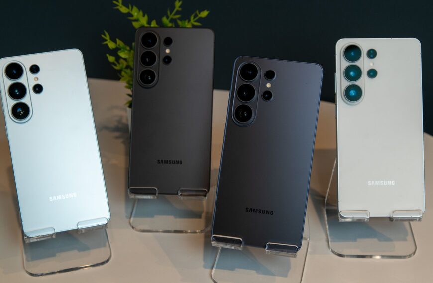 Best Buy is STILL selling the Galaxy S26 Ultra for just $399 with trade-in — plus get a $100 gift card, just for kicks