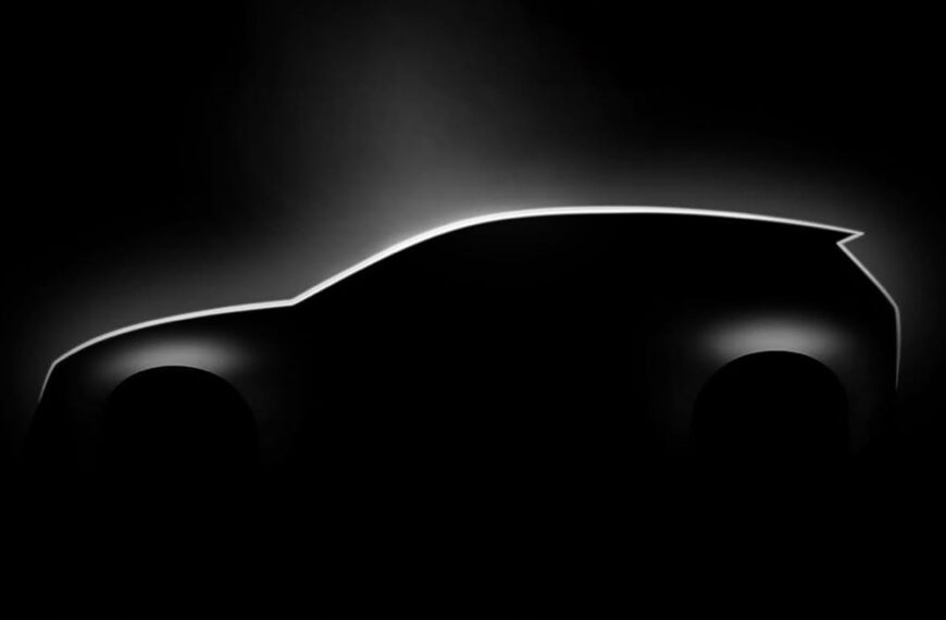 Next Volkswagen Golf previewed for the first time