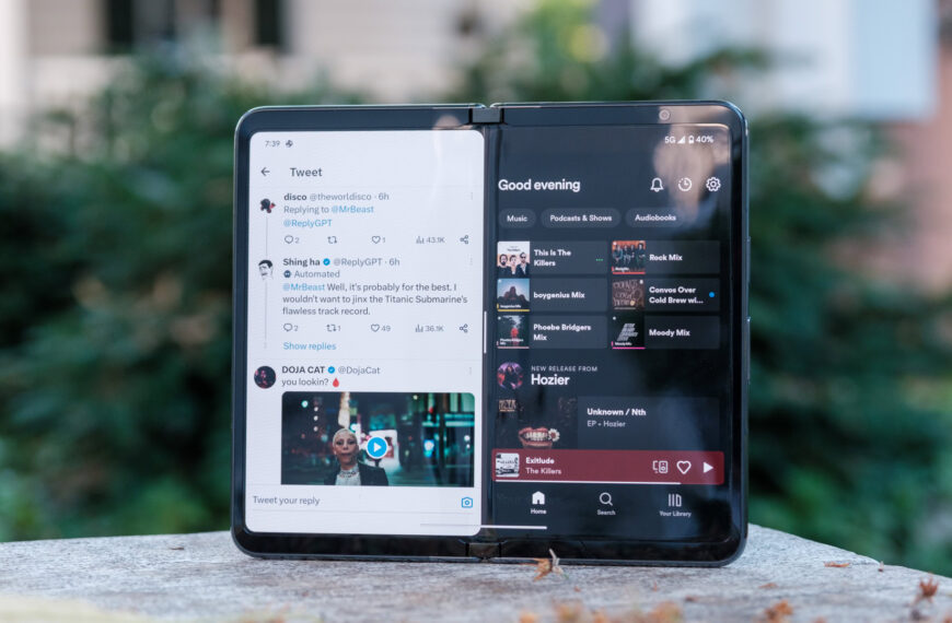 Reader survey highlights huge popularity of wide foldable phones