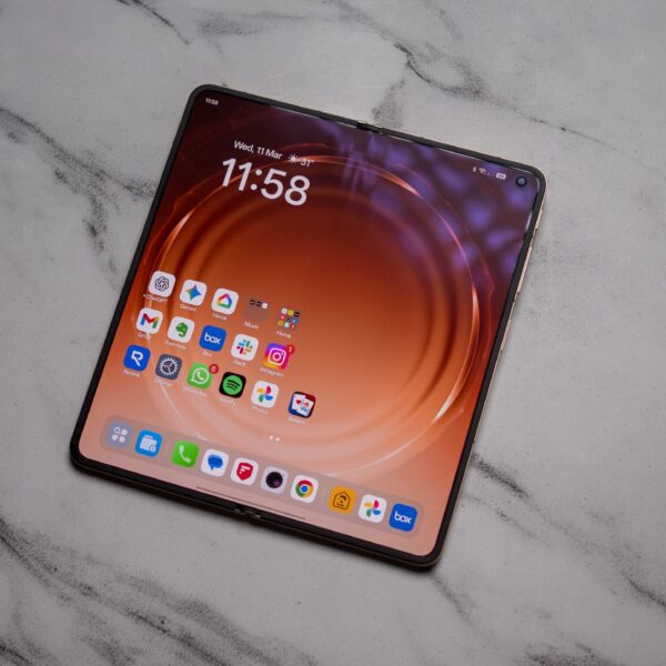 I used the OPPO Find N6 — this is the creaseless foldable I’ve always wanted