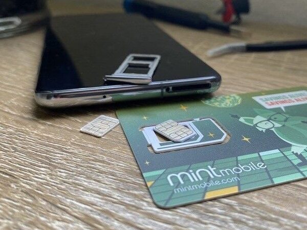 New Mint Mobile deal gives you three months of wireless for only 30 bucks – this is not a test!