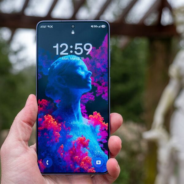 Samsung Galaxy S26 Ultra review: Now you see me, now you don’t