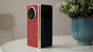 HONOR Magic V6: Slimmest foldable with the biggest&hellip;