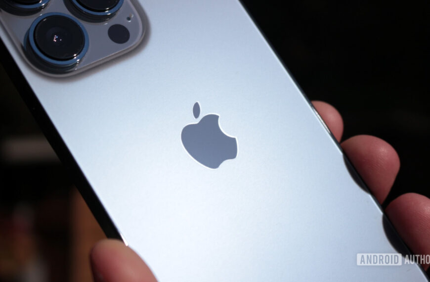 The iPhone Fold could catch up to Android 7.0 Nougat with this multitasking feature