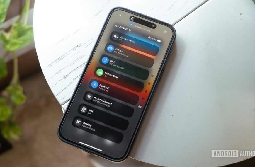 A severe iPhone exploit is now public, and anyone can use it