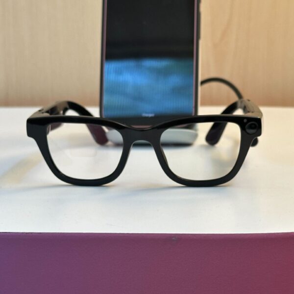 Samsung exec talks smart glasses, and gives us a small glimpse of what to expect